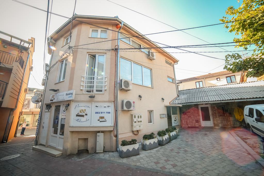 Apartmani Aleksandra U Centru Grada Kragujevac Ngoại thất bức ảnh